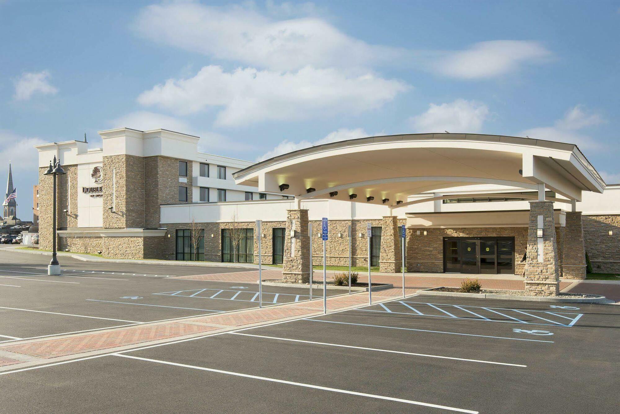 Doubletree By Hilton Schenectady Hotel Exterior photo
